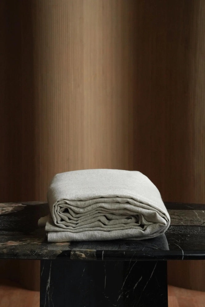 Linen Bed  European Flax, Natural Finish